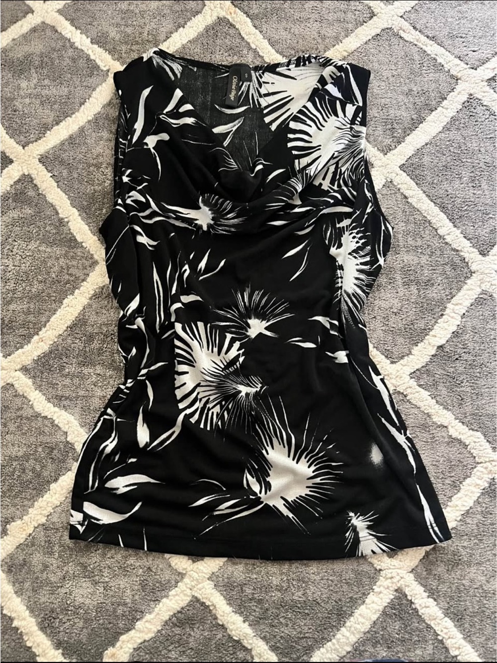 Y2K Black & White Floral Sleeveless Top